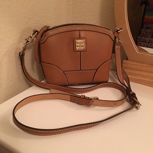 Dooney & Bourke